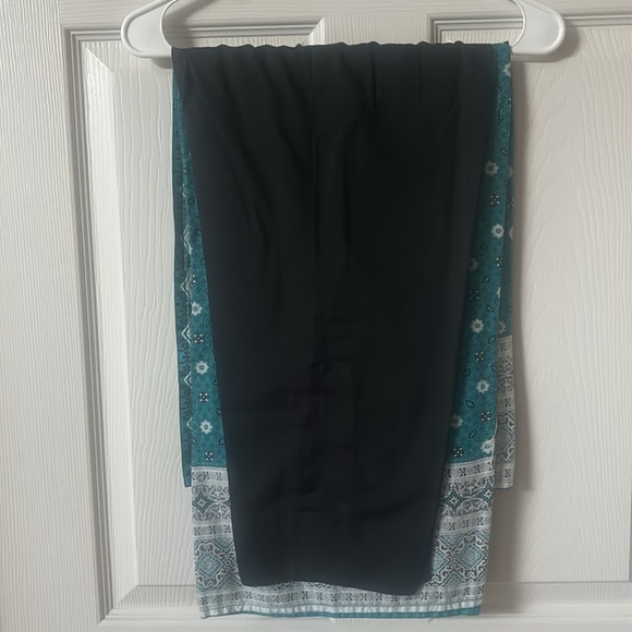 Pakistani and Indian desi outfit - Picture 5 of 9